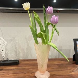 Indiana glass co pink diamond point glass vase